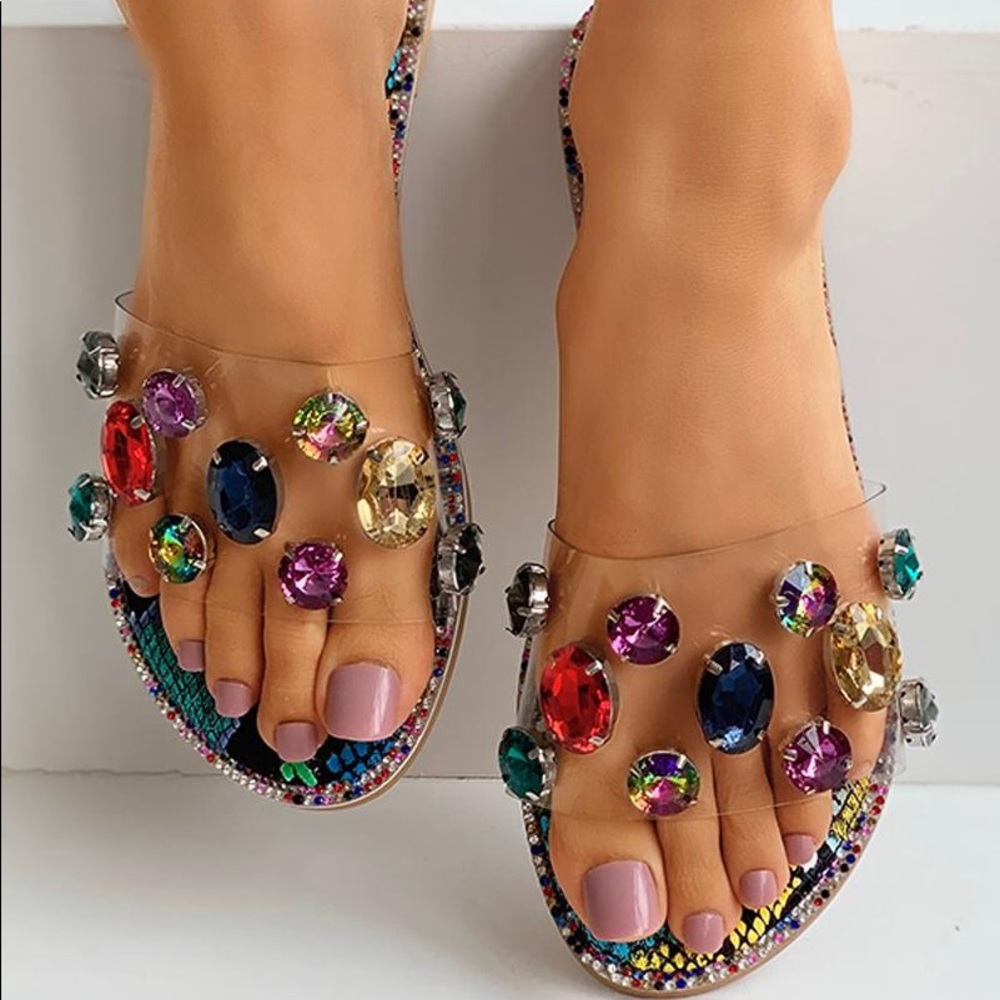 Sandals 🍒